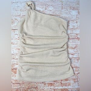 Elegant Cream One-Shoulder Knit Blouse